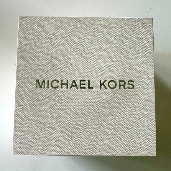 Michael Kors MK-3192 Rose Gold-Tone Darci Stone Analog Wristwatch - Picture 3 of 6